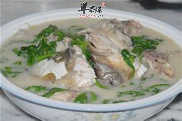 茼蒿鱼头汤.jpg