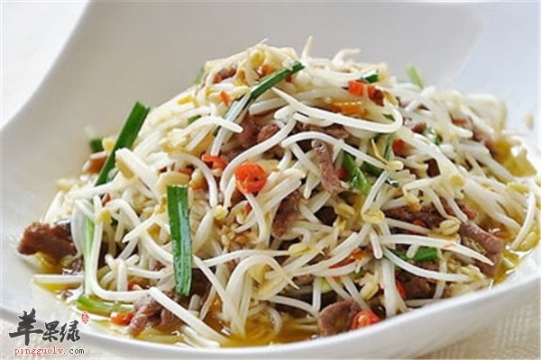 绿豆芽炒肉丝——清除体内垃圾