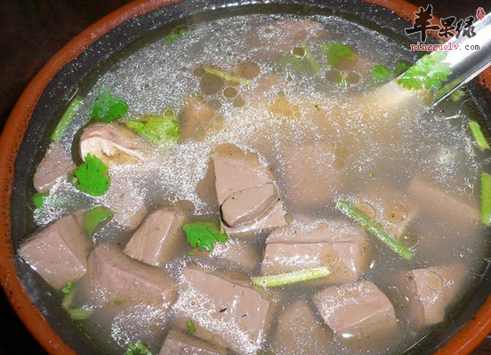 喝鸡血汤对保护心脏和补血有效果吗