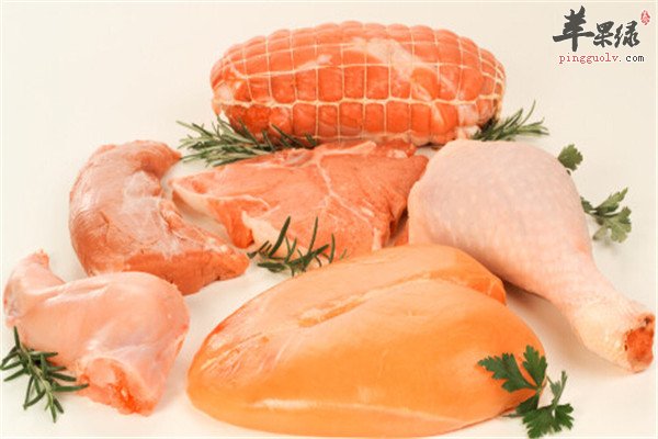 一般来说鸡肉和菊花同食,会产生中毒反应不能一起食用