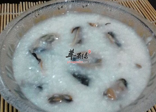 淡菜皮蛋粥的做法和食疗功效