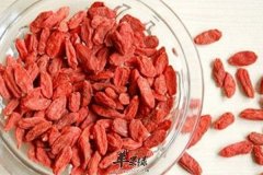 男性喝枸杞茶补肾 什么时候喝最好