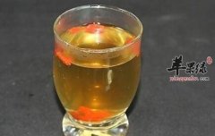 人参和枸杞泡水 壮阳生津止渴健脾