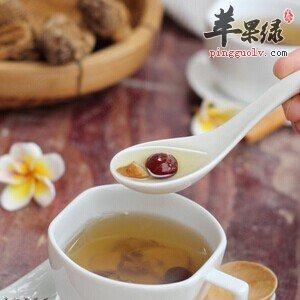 我们在生活中可以多喝一些当归泡的水