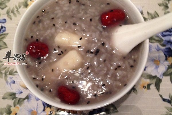 冬季补肾养生粥的食谱(冬季养生粥食谱大全)-第1张图片-鲸幼网