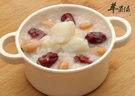 春季容易犯困 吃这些食物更健康