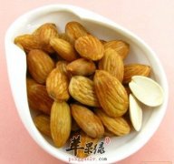 桃仁可以治疗症瘕结块和便秘