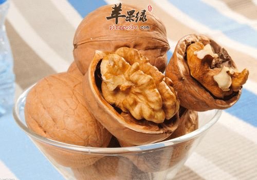 核桃皮也很有好处 教你核桃皮的吃法