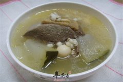 薄荷叶鸭子汤——清热解毒利咽喉