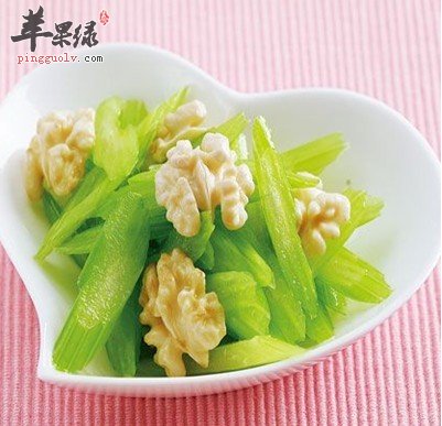 芹菜最为简单的保健吃法介绍