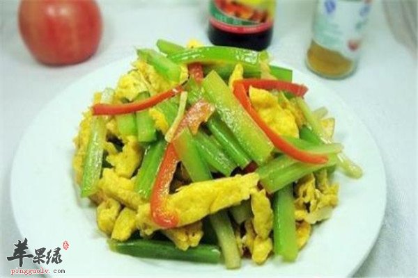 芹菜能治病 这样吃最有效