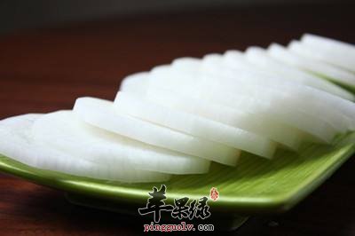 白萝卜存在搭配禁忌 不能和白萝卜同吃的食物