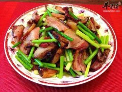 介绍两种家常的炒腊