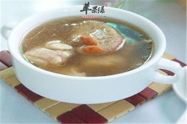 两款食疗药膳治疗反流性食管炎