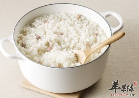 吃剩饭虽不浪费 但是也要小心危害