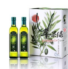 橄榄油可以帮助去黑头除皱护发