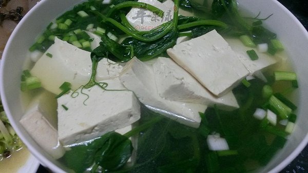 豌豆尖豆腐汤 抗菌消炎补充钙质 苹果绿