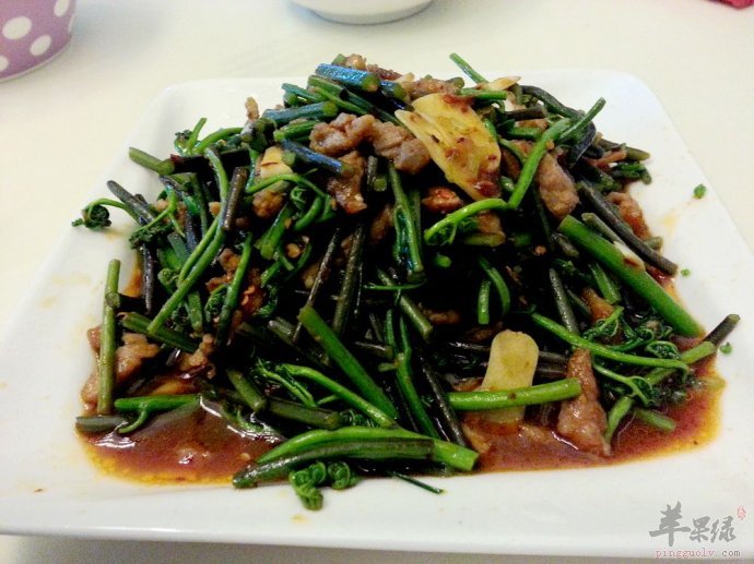 蕨菜炒肉—减肥去脂健身美容