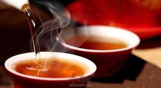 春季要多吃坚果 红茶很适合经常喝