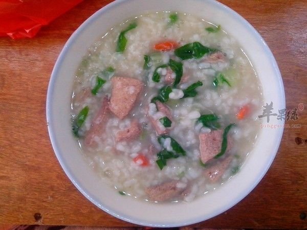 青菜猪肝粥——补肝明目保护视力