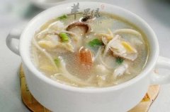 口蘑蛤蜊丝瓜汤——减肥美容健脾胃
