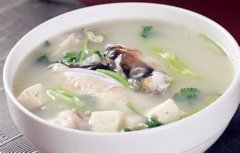 丝瓜豆腐鱼头汤——健脾利湿和中开胃