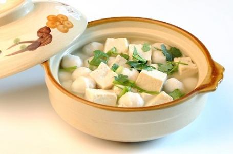 鱼丸烧豆腐——清热去火化痰止咳