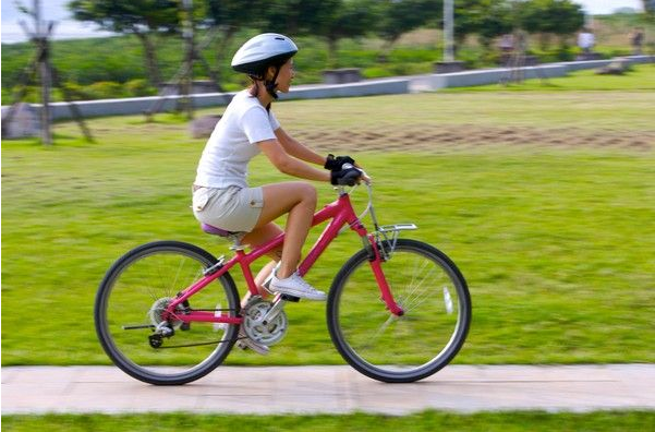 学习骑自行车的技巧有哪些 苹果绿