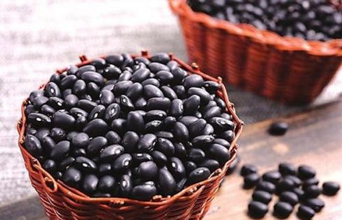 食用醋泡黑豆可以预防很多疾病