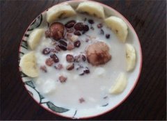 红豆香蕉酸奶——润肠通便增进食欲
