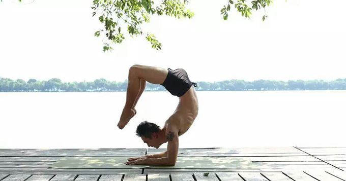 男性初学者练习瑜伽有哪些误区呢