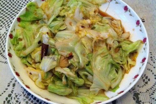 爆炒圆白菜——防治感冒