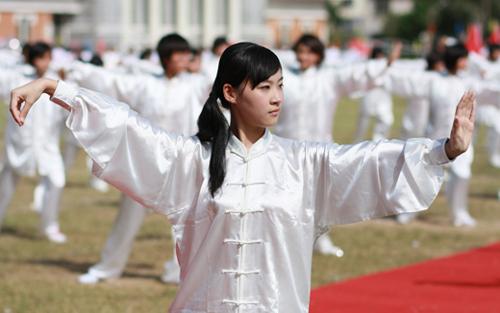 我们练习太极拳对于身体的好处