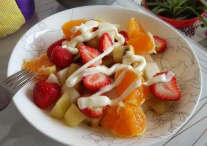 草莓沙拉——调理胃肠保护心脏