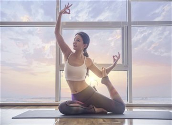 排毒瑜伽让身体更加健康的体式
