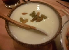 喝酸奶会上火吗