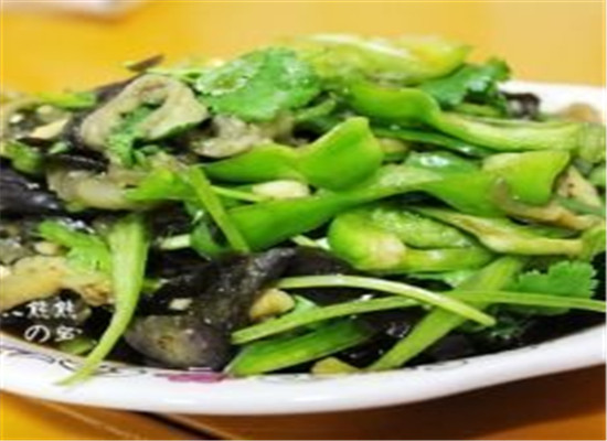 青椒蒸茄子——清热止血开胃消食