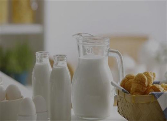 孕妇喝牛奶的好处 四个保健功效