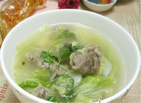 白菜红枣肉汤——开胃健脾增强抵抗力