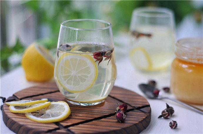 喝柠檬水的禁忌是什么