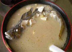 【女性经期丰胸的食
