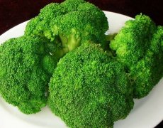 西兰花可不可以生吃