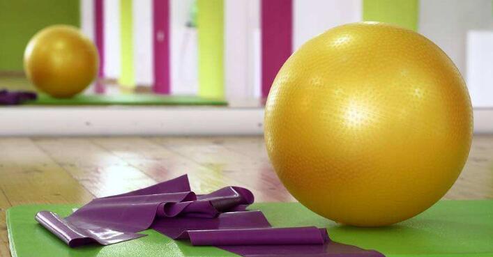 用瑜伽球减肥有效果吗