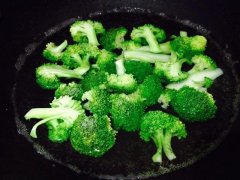 西兰花煮多久可以熟