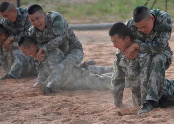 特种兵格斗的技巧