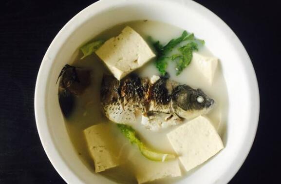 鯽魚湯怎麼做好吃