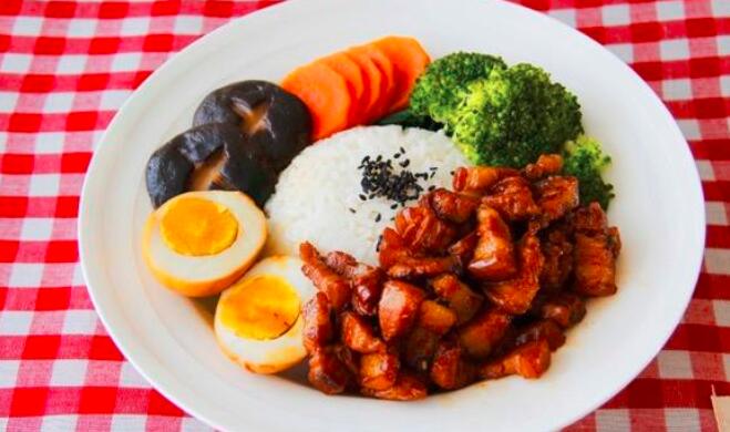 苹果绿 食材大全 营养价值卤肉饭的配料还是比较多的,像八角,生姜