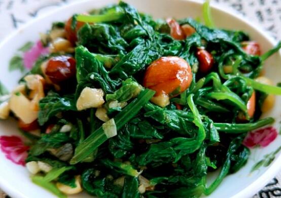 芹菜头腌咸菜怎么做_芹菜咸菜用酱油怎么腌_苹果绿