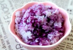 紫薯米饭怎么弄_紫薯米饭怎么做不发绿