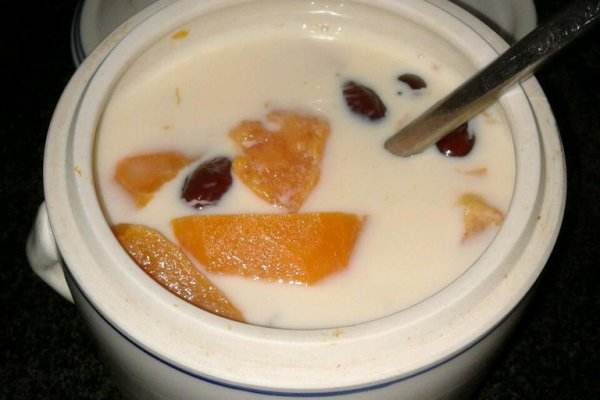 木瓜牛奶汤的做法